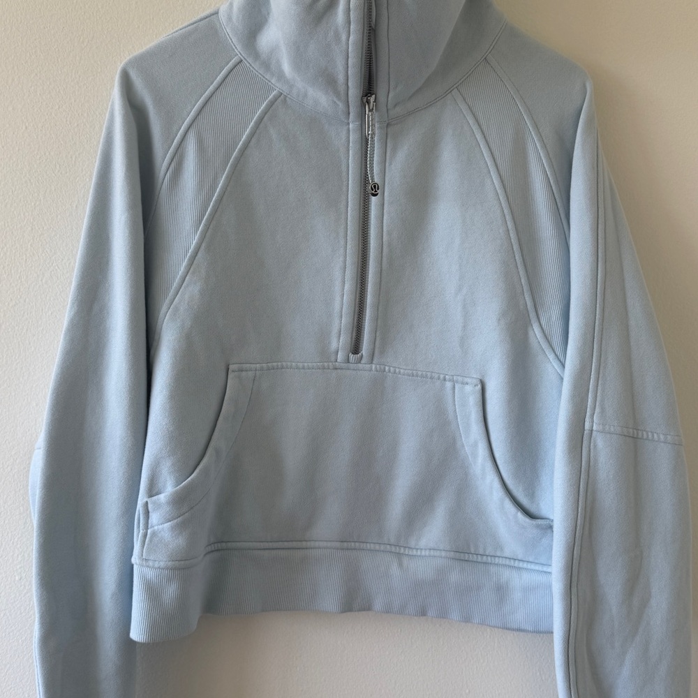 Lululemon Athletica Blue Cropped Long Sleeve scuba sweatshirt